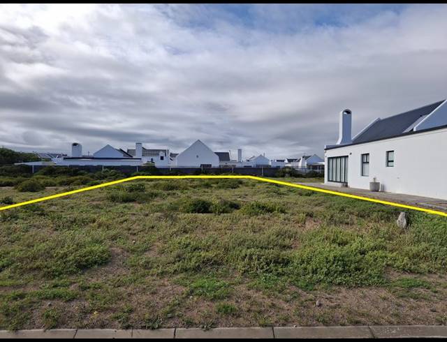 LAND FOR SALE IN BRITANNIA BAY